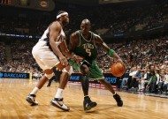 九游官方网站-电竞之神降临NBA主场？TheShy七赛季高光震撼全美，独行侠球迷彻底沸腾！